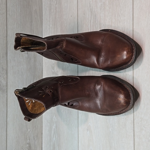 Born Women Ivy Goose Ankle Leather Heels Boots shoes sz 8 - Picture 4 of 12